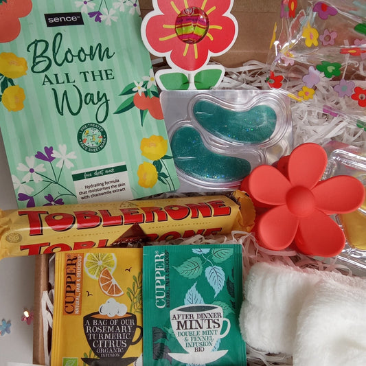 BLOOM ALL THE WAY GIFT BOX