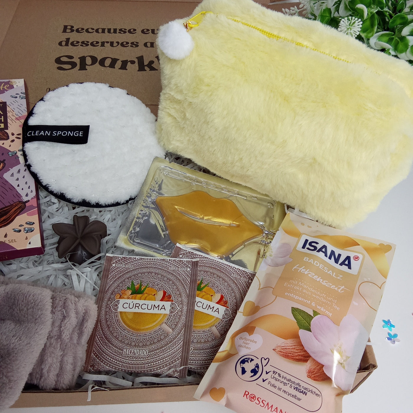 MELLOW YELLOW TREAT YOURSELF GIFT BOX
