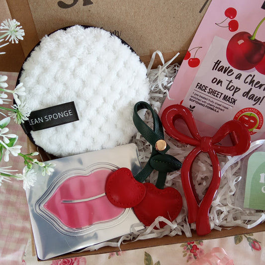 CHERRY ON TOP MIDI GIFT BOX