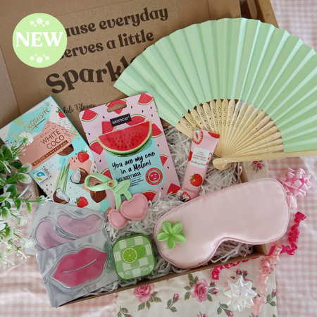 PERFECTLY PASTEL PAMPER ME GIFT BOX