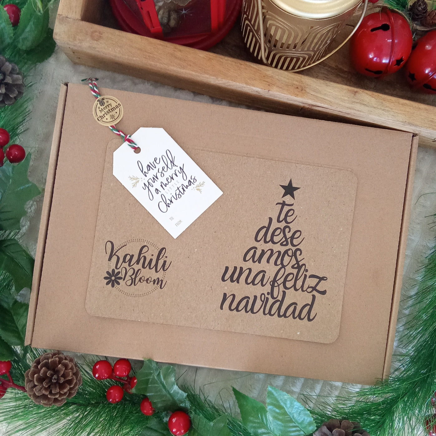 SNOWMAN SNUGGLES SOCK BOX